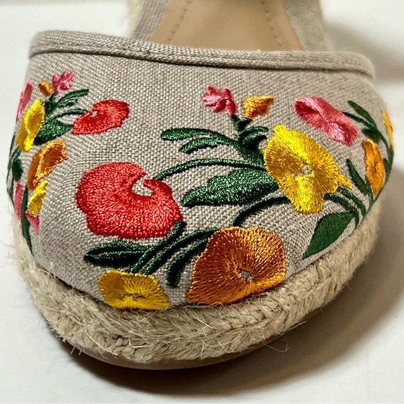 LAUREN RALPH LAUREN CARLYNDA Espadrille Wedge Floral Size 6 1/2 - Picture 4 of 11